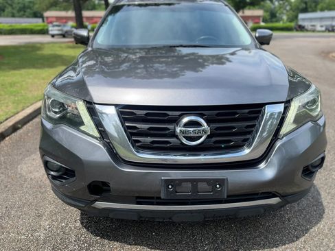 Used 2017 Nissan Pathfinder SL w/ SL Tech Package FWD image 8