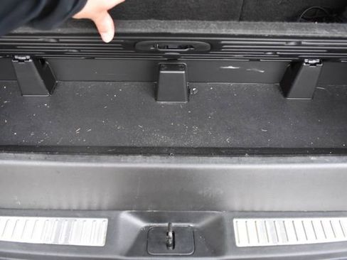 Used 2020 GMC Yukon Denali w/ Denali Ultimate Black Edition image 43