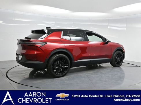 New 2026 Chevrolet Equinox EV LT image 32