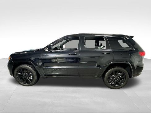 Used 2021 Jeep Grand Cherokee Laredo X AWD/4WD image 7