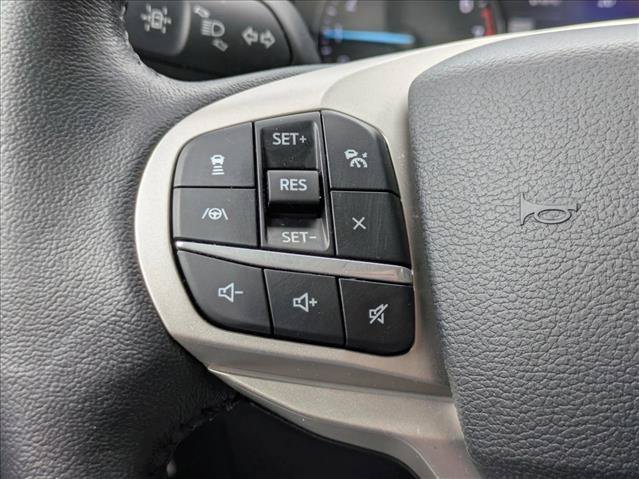 Used 2021 Ford Explorer Limited w/ Equipment Group 301A RWD image 4