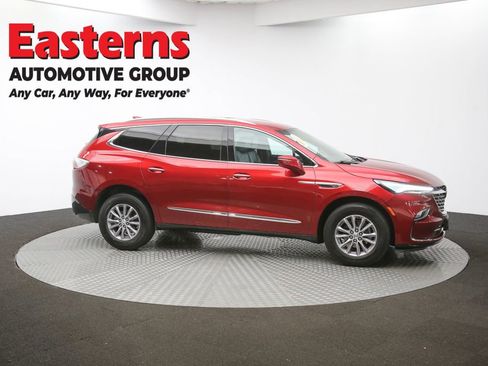 Used 2024 Buick Enclave Premium image 42