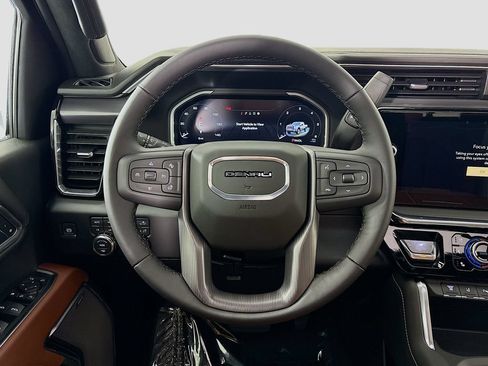 New 2026 GMC Sierra 3500 Denali Ultimate AWD/4WD image 11