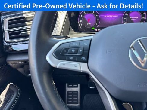 Certified 2024 Volkswagen Atlas Cross Sport SEL R-Line AWD/4WD image 19