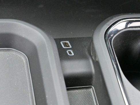 Used 2024 GMC Sierra 2500 AT4X AWD/4WD image 27