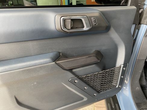 Used 2024 Ford Bronco Outer Banks AWD/4WD image 11