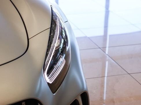 Used 2020 Mercedes-Benz AMG GT R image 7