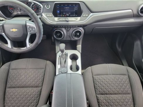 Used 2021 Chevrolet Blazer LT FWD image 19