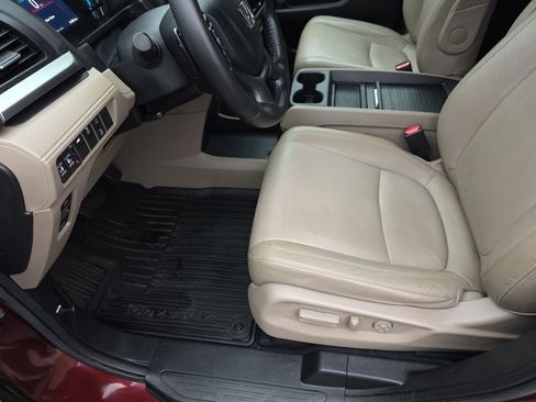 Certified 2019 Honda Odyssey EX-L image 17