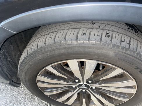 Used 2019 Mitsubishi Outlander SE image 7