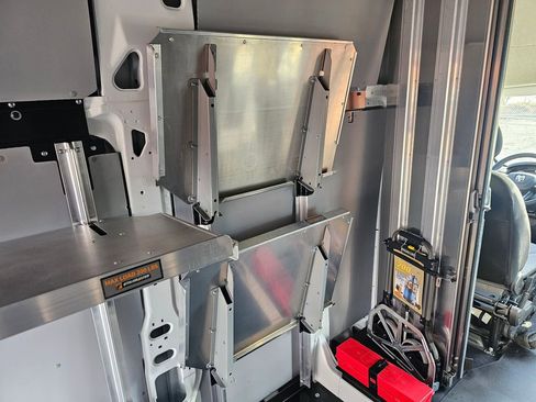 New 2024 RAM ProMaster 3500 w/ Delivery Van Package FWD image 15
