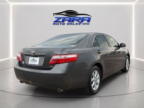 Used 2007 Toyota Camry LE FWD image 7
