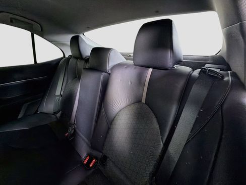 Used 2018 Toyota Camry XSE FWD image 20