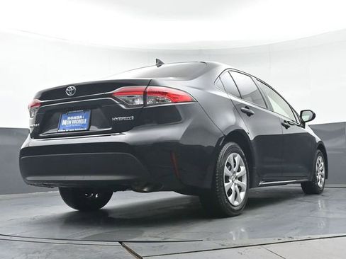 Certified 2023 Toyota Corolla LE image 34