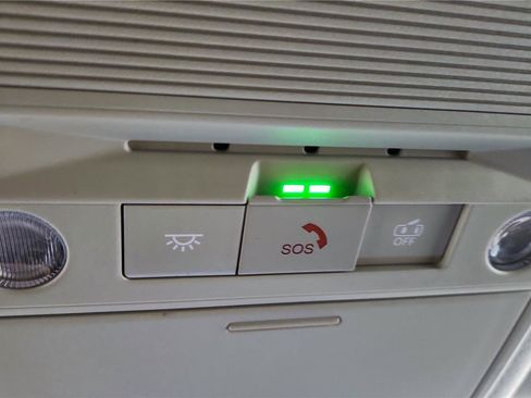 New 2026 Nissan Kicks SR w/ Cold Weather Package image 32