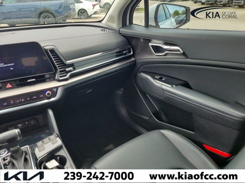 Certified 2024 Kia Sportage EX FWD image 16