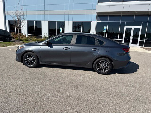 Used 2023 Kia Forte LXS w/ LXS Technology Package FWD image 6