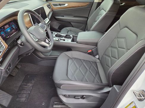 New 2026 Volkswagen Atlas SE FWD image 6