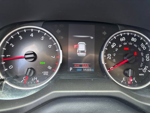 Used 2022 Toyota RAV4 XLE AWD/4WD image 23