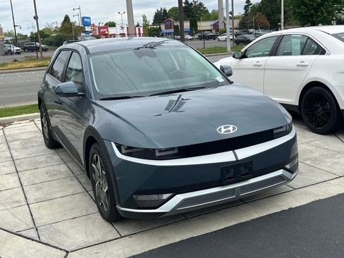 Certified 2024 Hyundai Ioniq 5 SE RWD image 5