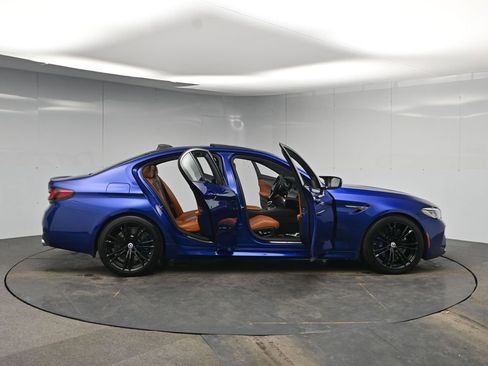 Used 2022 BMW M5 w/ Executive Package image 61