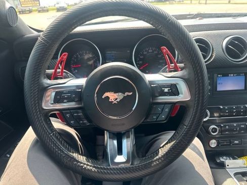 Used 2019 Ford Mustang Coupe w/ Black Accent Package RWD image 27