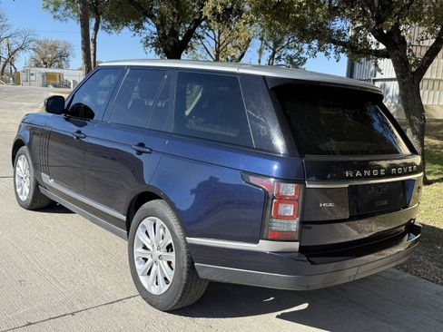Used 2014 Land Rover Range Rover HSE image 13