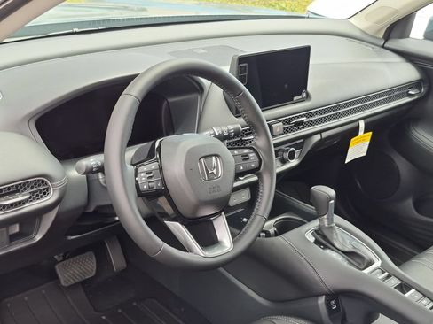 New 2027 Honda HR-V EX-L image 2