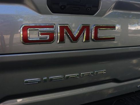 Used 2025 GMC Sierra 3500 AT4 w/ AT4 Premium Plus Package image 6