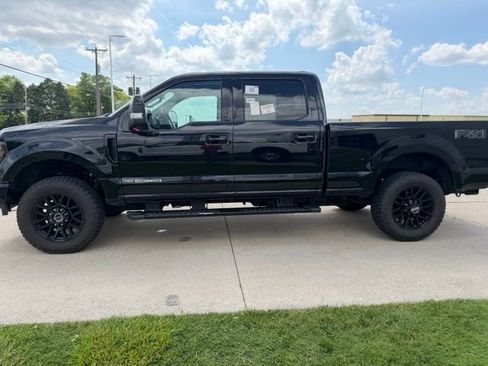 Used 2020 Ford F250 Lariat AWD/4WD image 4
