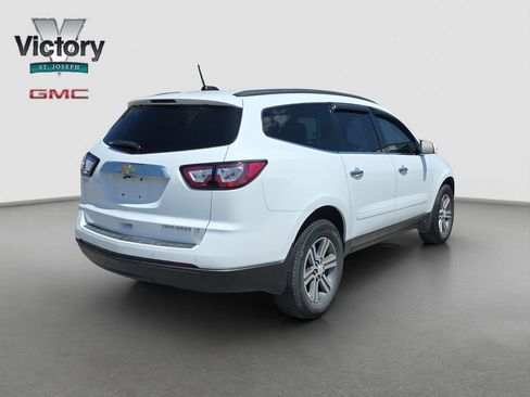 Used 2016 Chevrolet Traverse LT FWD image 16