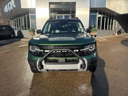 New 2025 Ford Bronco Sport Badlands w/ Sasquatch Badlands Package AWD/4WD image 2