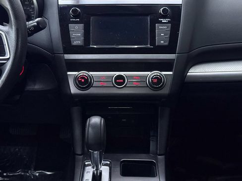 Used 2018 Subaru Outback 2.5i AWD/4WD image 23