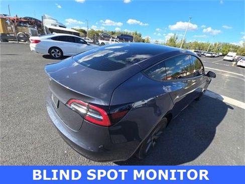 Used 2023 Tesla Model 3 Standard Range image 3