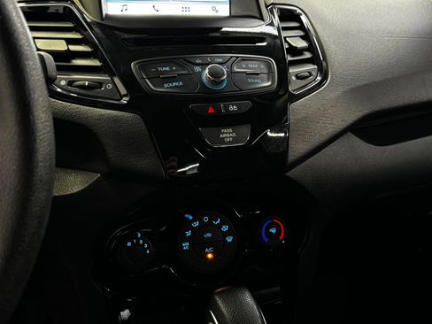 Used 2019 Ford Fiesta SE w/ Equipment Group 201A FWD image 19