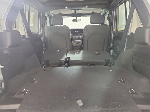 Used 2024 Jeep Wrangler Sport image 21