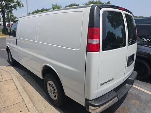 Used 2024 GMC Savana 2500 w/ Driver Convenience Package RWD image 13