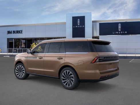 New 2026 Lincoln Navigator Black Label AWD/4WD image 4