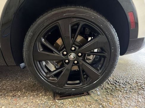 Certified 2023 Buick Envision Essence w/ Sport Touring Package image 10