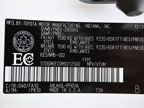 Used 2021 Toyota Sienna LE FWD image 38