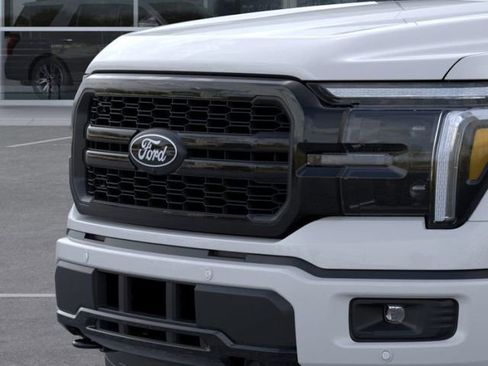 Used 2025 Ford F150 Lariat w/ Equipment Group 501A Mid image 17