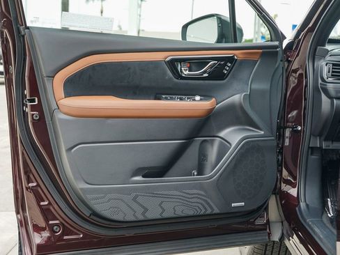 Used 2026 Subaru Forester Touring image 22