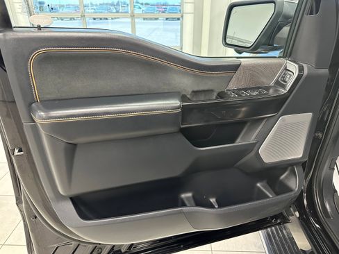 Used 2022 Ford F150 Platinum w/ Equipment Group 701A High image 12