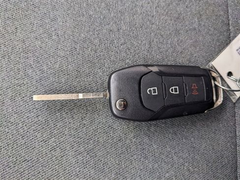 Used 2021 Ford F150 XLT image 35