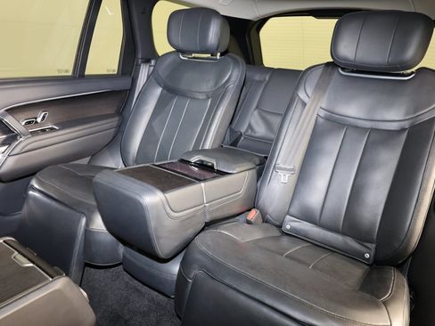 Used 2022 Land Rover Range Rover Long Wheelbase First Edition image 12