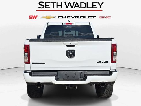 Used 2022 RAM 1500 Big Horn w/ Night Edition AWD/4WD image 6