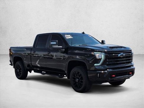 Used 2026 Chevrolet Silverado 2500 LT w/ Trail Boss Package AWD/4WD image 2