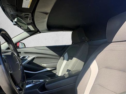 Used 2016 Chevrolet Camaro LT image 15