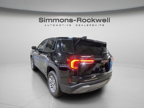 Used 2026 GMC Terrain Elevation image 7