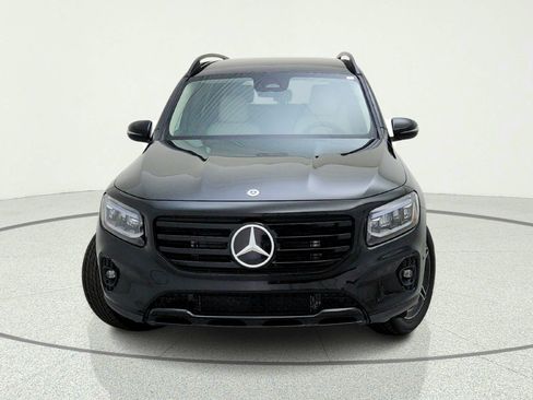 New 2026 Mercedes-Benz GLB 250 image 3